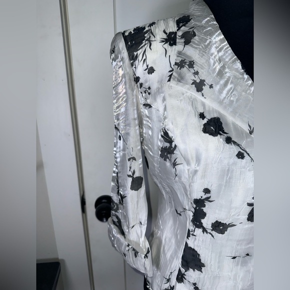 VINTAGE NWT Floral Black and White Women's Lightweight Blazer - Picture 5 of 13